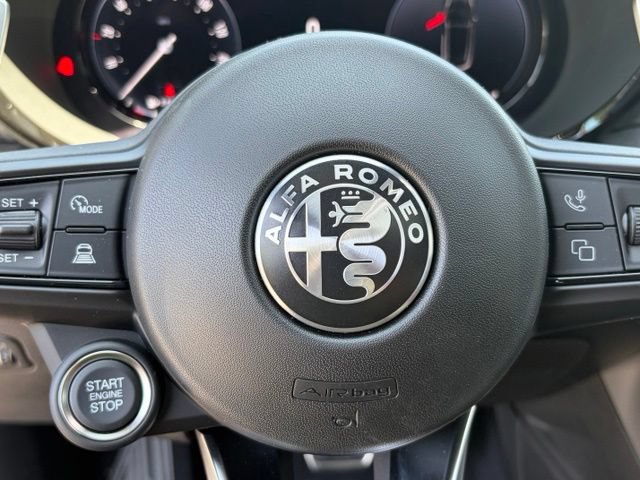 New 2026 Alfa Romeo Tonale w/ Quick Order Package 23H Volce AWD/4WD image 23