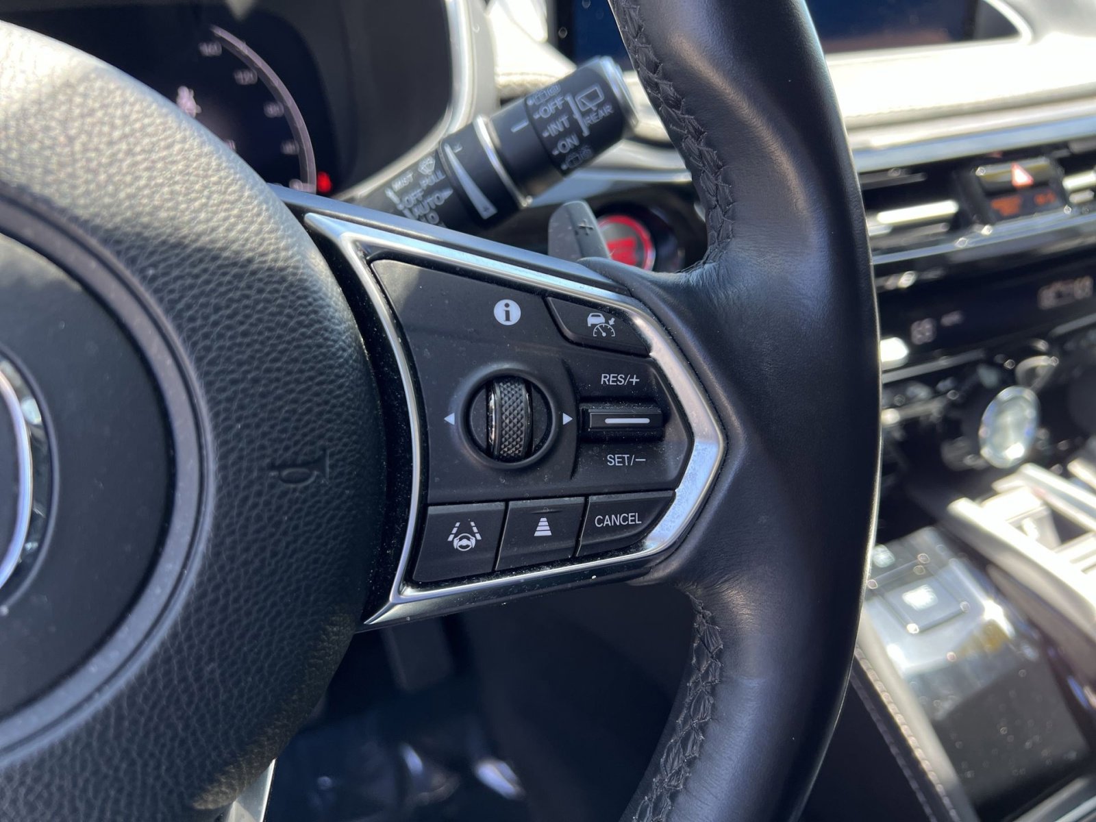 Certified 2023 Acura MDX SH-AWD w/ Advance Package image 33