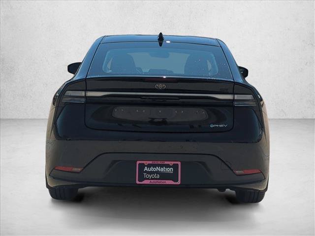 New 2027 Toyota Prius Plug-In Hybrid FWD image 8