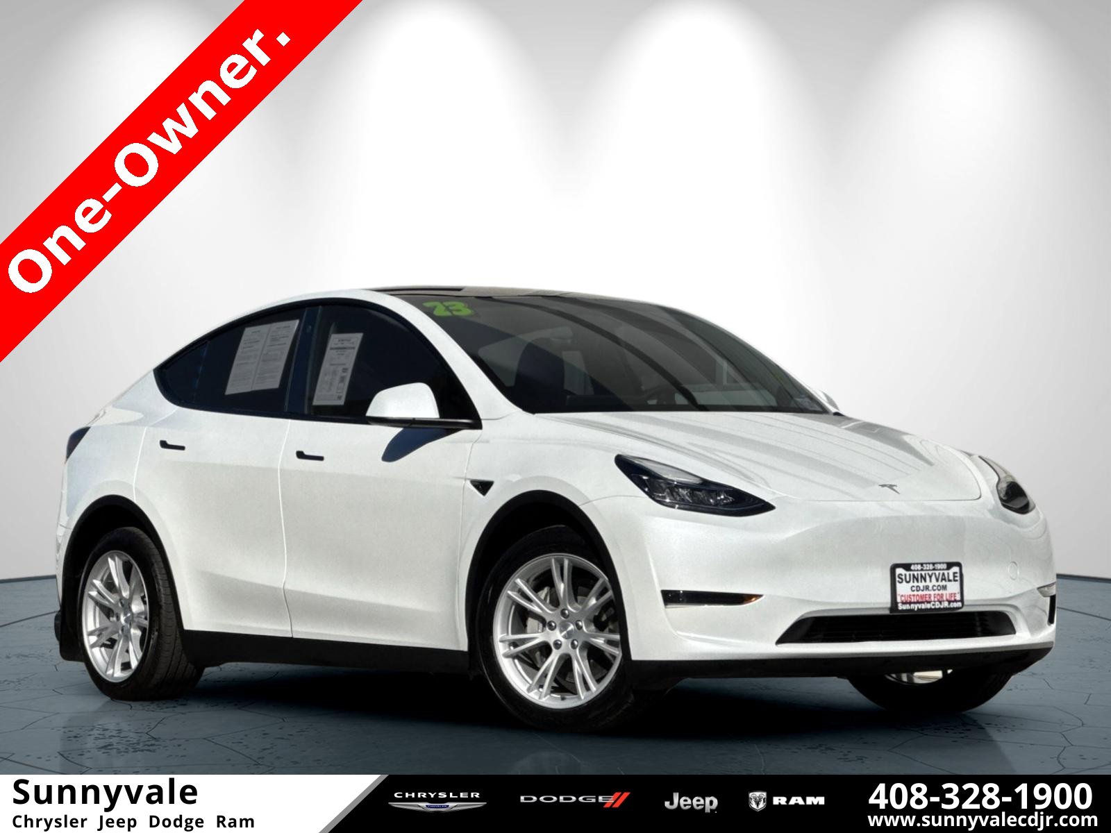 Used 2023 Tesla Model Y Long Range image 1