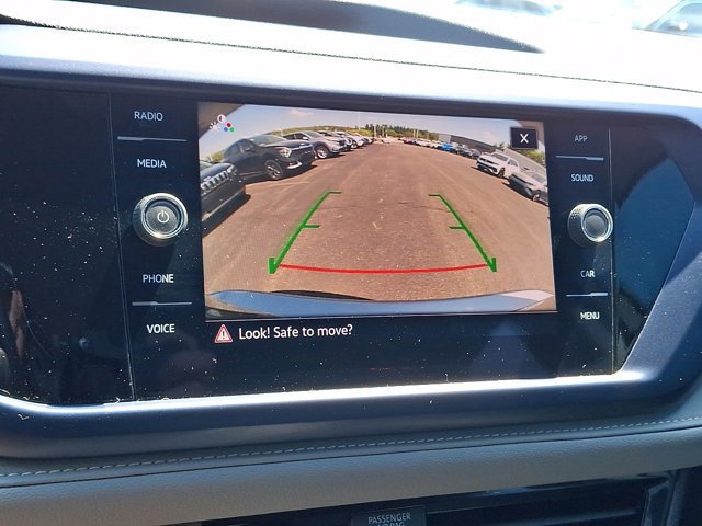 Certified 2024 Volkswagen Taos SE AWD/4WD image 22