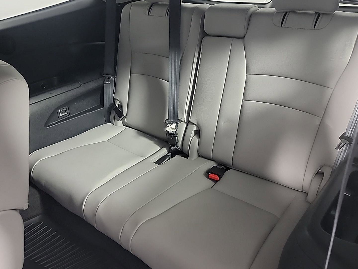 Certified 2020 Honda Pilot Touring image 18