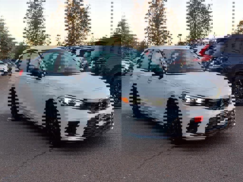 Certified 2024 Honda Civic Sport image 3