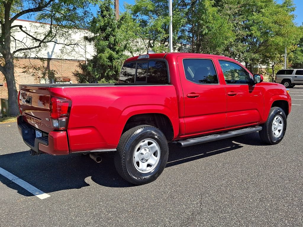 Used 2020 Toyota Tacoma SR AWD/4WD image 9