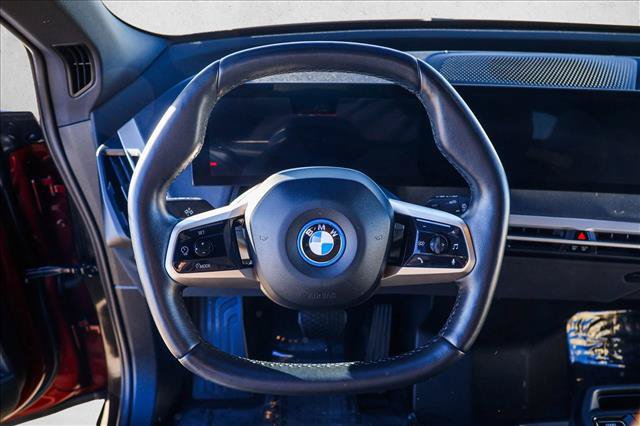 Certified 2024 BMW iX xDrive50 w/ Premium Package AWD/4WD image 13