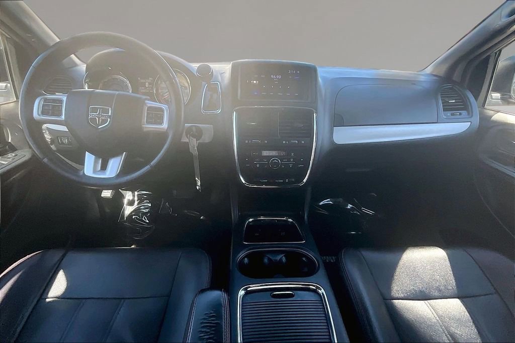 Used 2017 Dodge Grand Caravan GT image 7