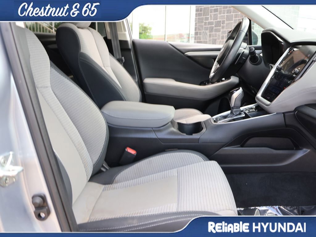 Used 2023 Subaru Outback Premium AWD/4WD image 10