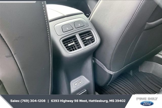 Used 2023 Buick Envision Avenir image 23
