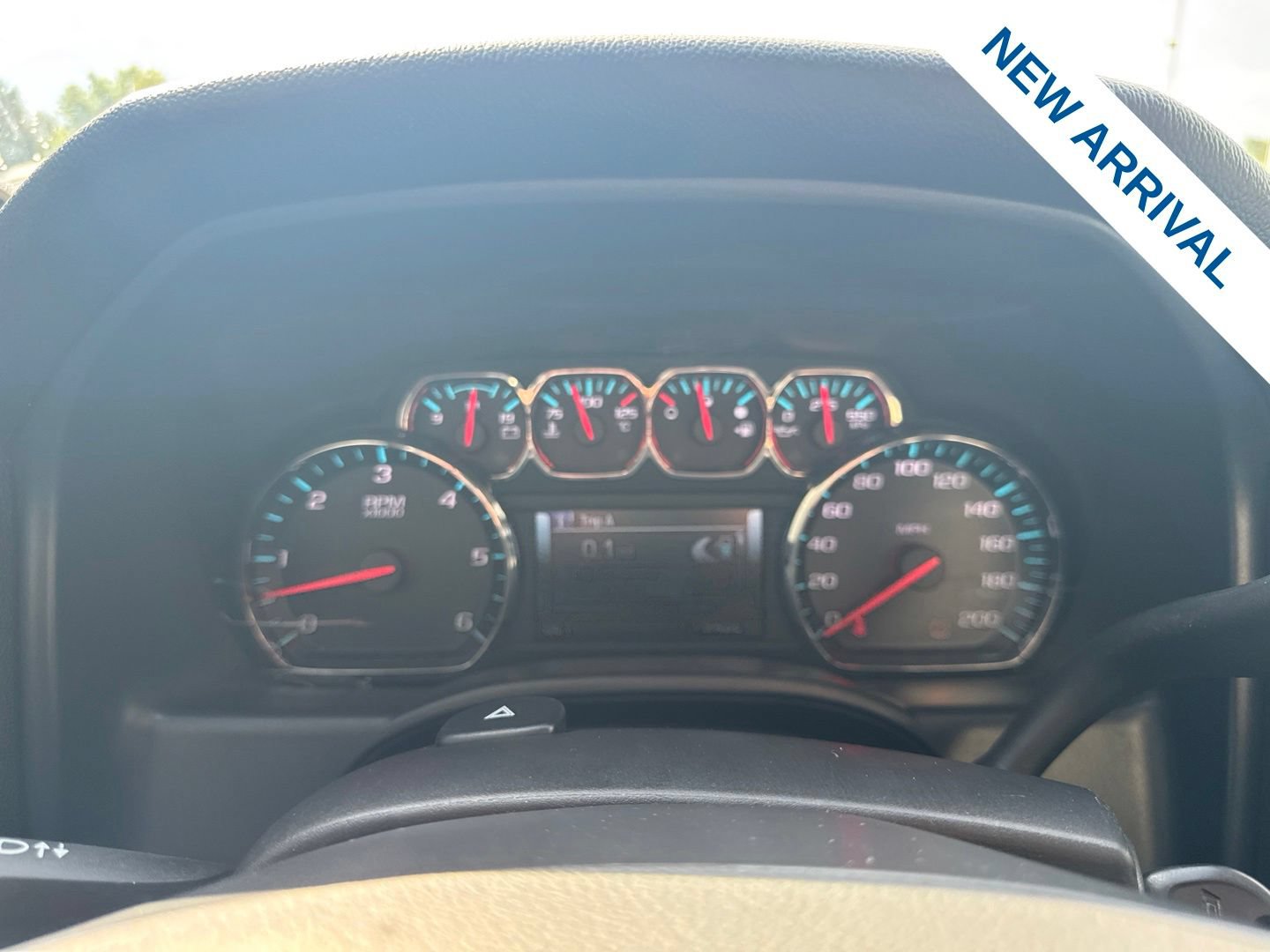 Used 2019 Chevrolet Silverado 1500 LT AWD/4WD image 23