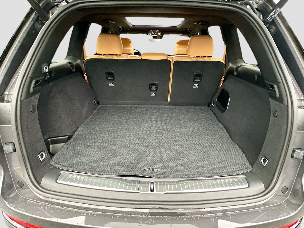 New 2025 Jeep Grand Cherokee Summit AWD/4WD image 28
