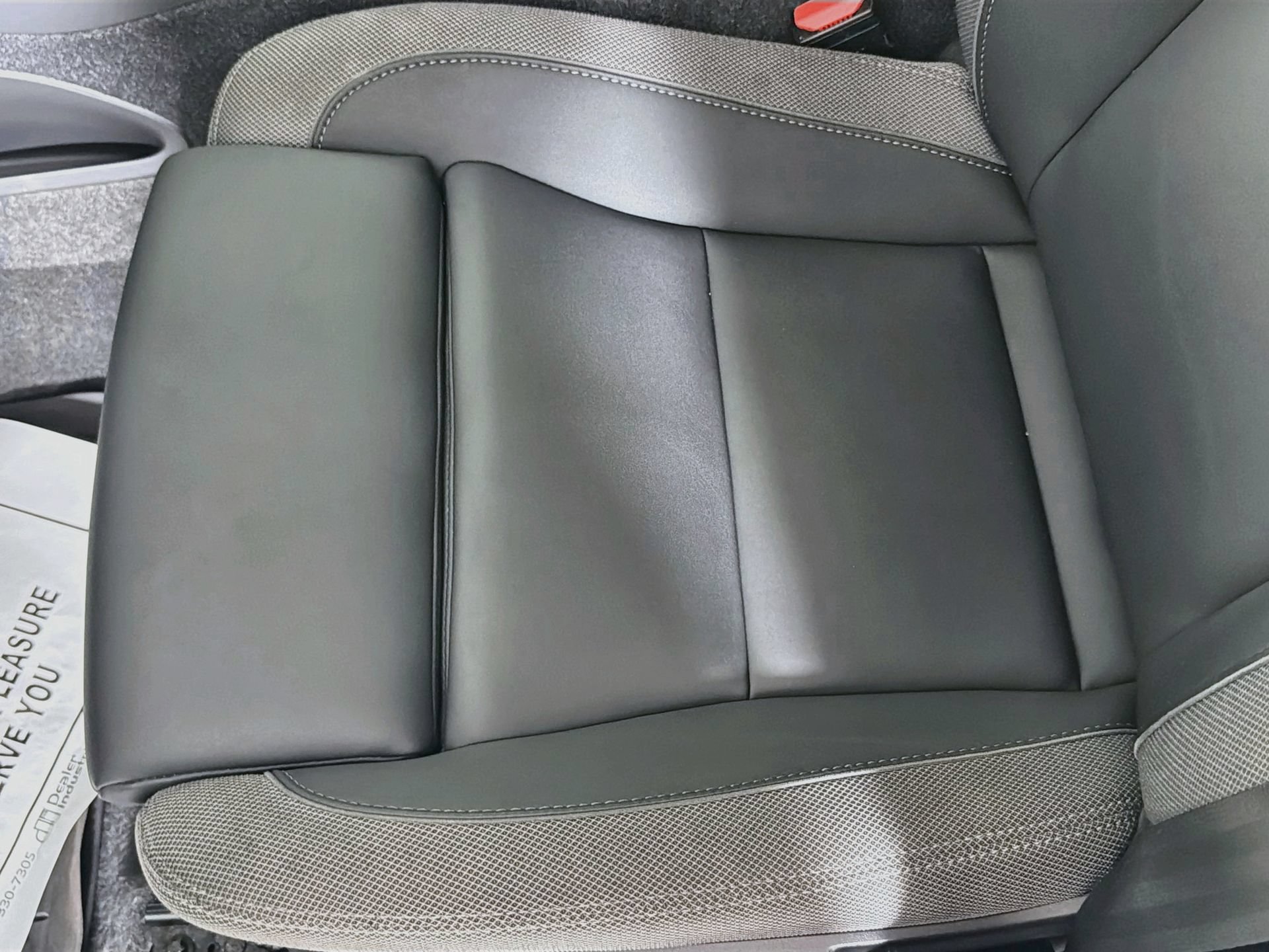 Certified 2023 Volvo XC40 Recharge Core w/ Protection Package Premier AWD/4WD image 19