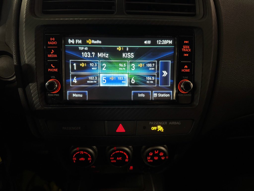 Used 2023 Mitsubishi Outlander Sport ES image 25