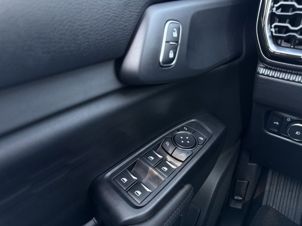 New 2025 Ford Ranger XLT w/ Equipment Group 301A High image 12