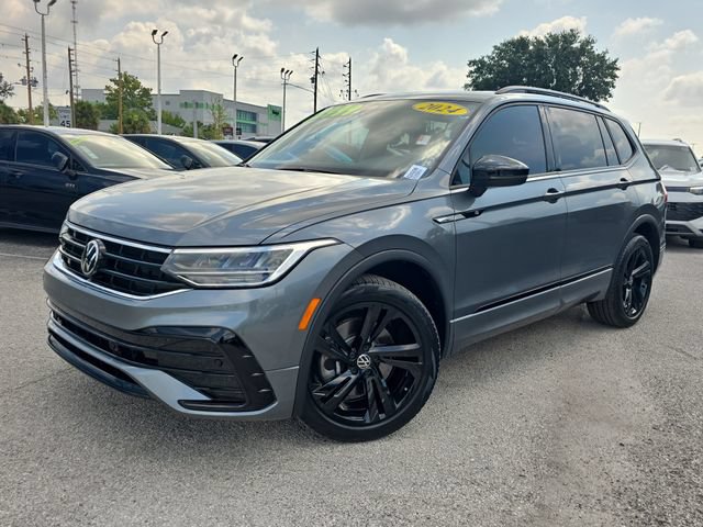 Used 2024 Volkswagen Tiguan SE R-Line FWD image 31