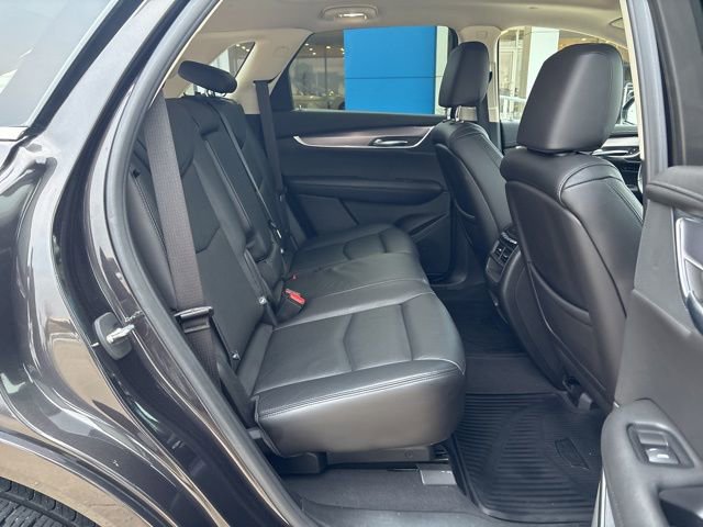 Used 2019 Cadillac XT5 Premium Luxury w/ Driver Assist Package image 19
