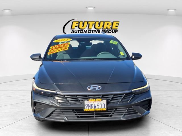 Used 2024 Hyundai Elantra Blue FWD image 2