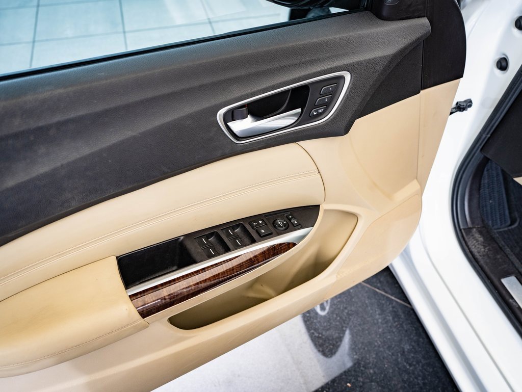 Certified 2018 Acura TLX w/ Technology Package image 21