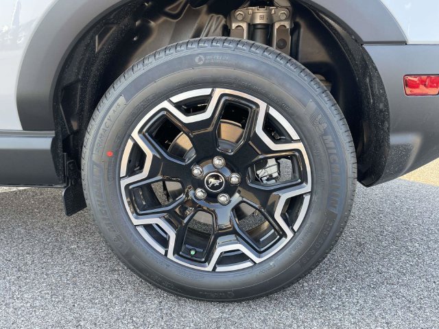 New 2026 Ford Bronco Sport Outer Banks w/ Outer Banks Tech Package+ AWD/4WD image 6