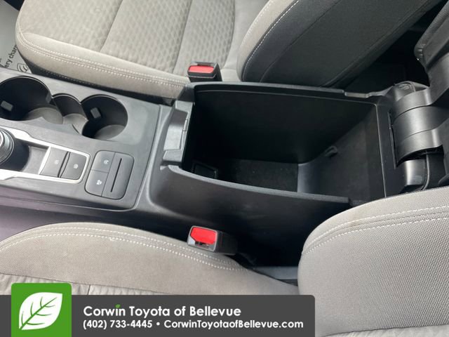 Used 2022 Ford Escape SE w/ SE Sport Appearance Package FWD image 24