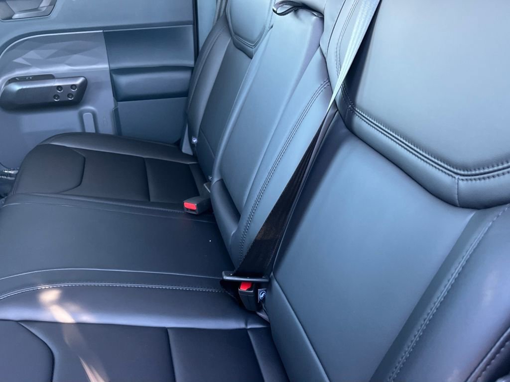 New 2026 Ford Maverick Lariat w/ Black Appearance Package image 24