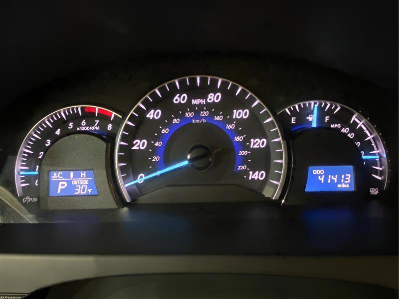 Used 2012 Toyota Camry XLE FWD image 19