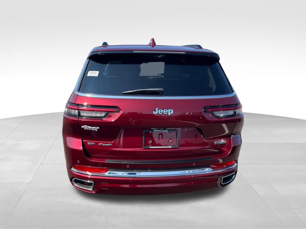 Used 2022 Jeep Grand Cherokee L Overland w/ Advanced Protech Group III AWD/4WD image 4