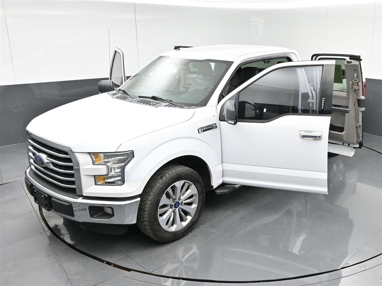 Used 2015 Ford F150 XLT w/ Equipment Group 301A Mid RWD image 36