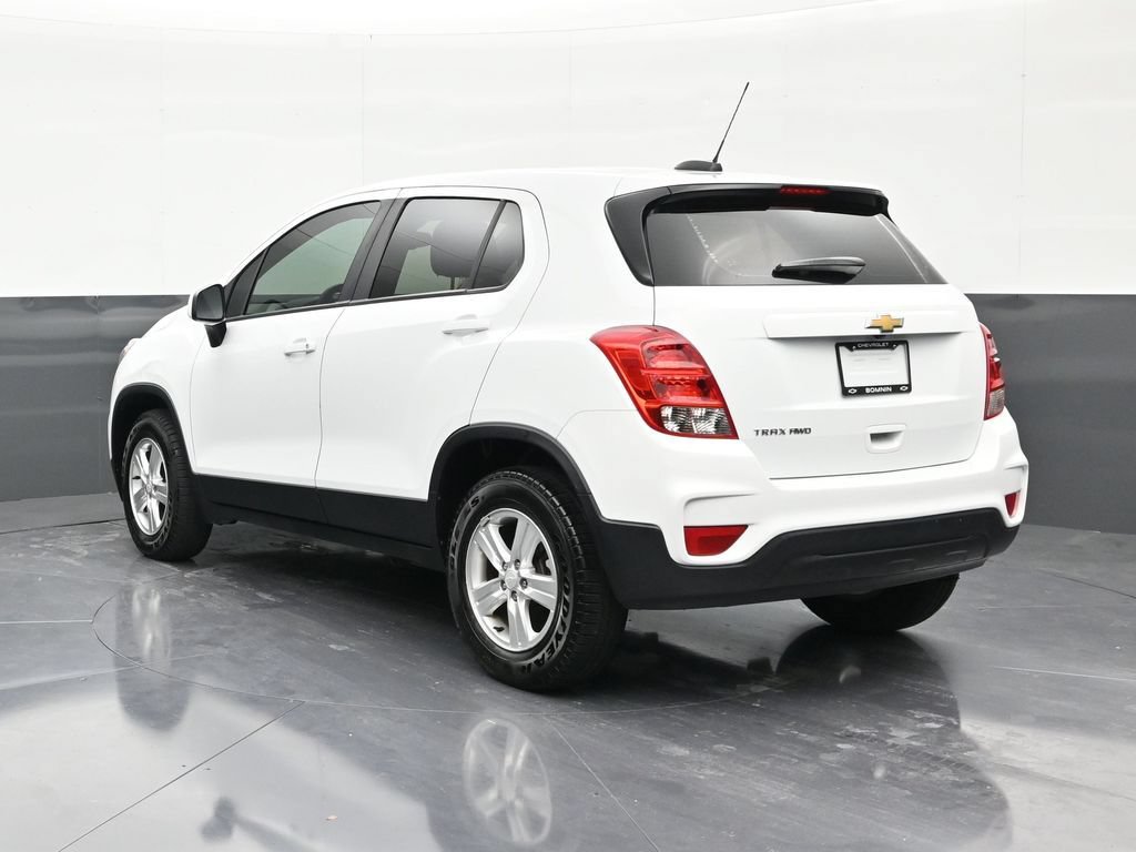 Used 2021 Chevrolet Trax LS AWD/4WD image 3