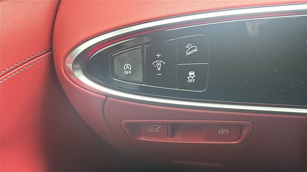 Used 2023 Genesis GV70 2.5T w/ Sport Prestige Package image 19