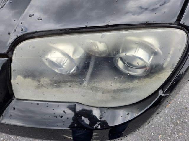 Used 2005 Chrysler Crossfire Limited image 18