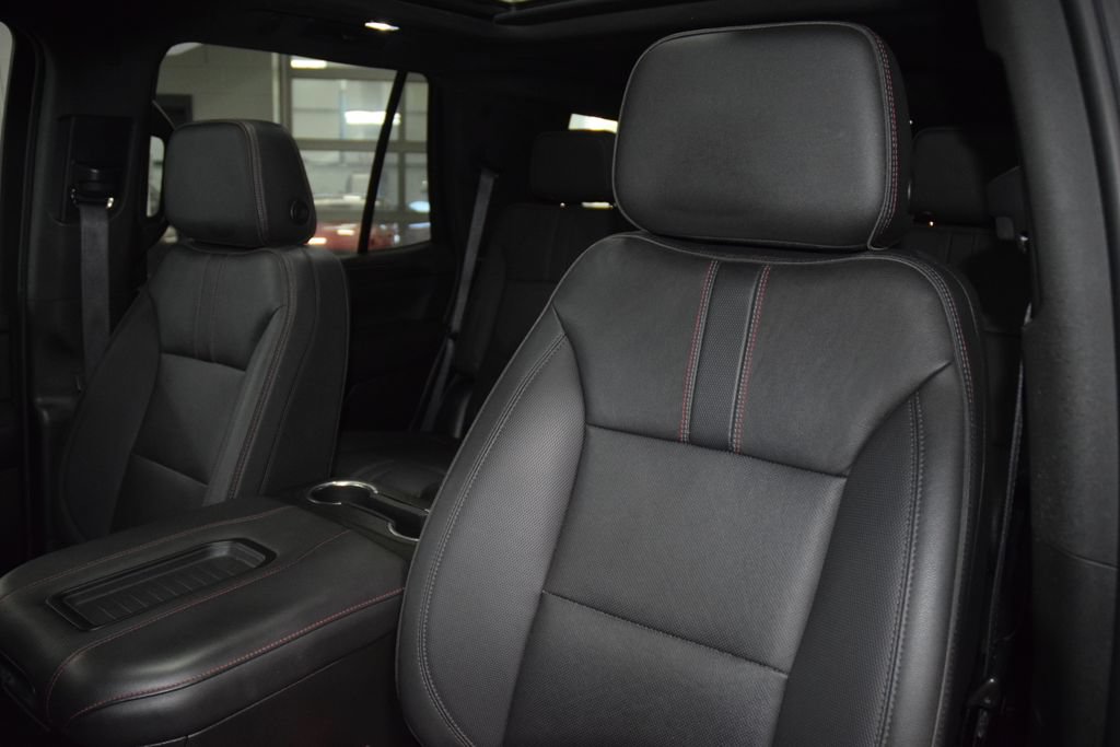 Used 2022 Chevrolet Tahoe RST w/ Sport Performance Package AWD/4WD image 42