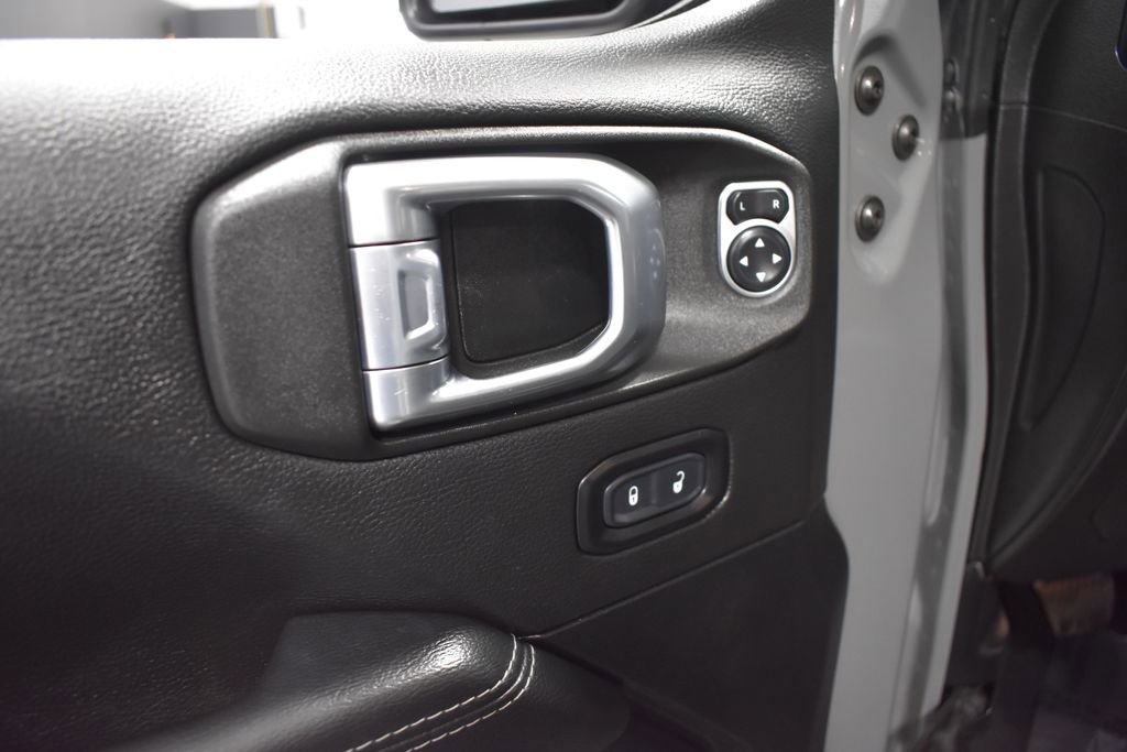 Used 2021 Jeep Wrangler Unlimited Sahara image 15