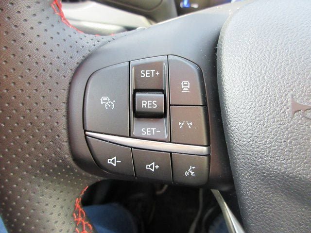 Used 2023 Ford Escape ST-Line w/ Tech Pack #1 AWD/4WD image 11