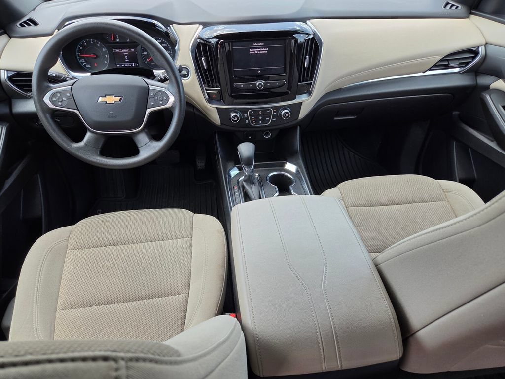 Certified 2023 Chevrolet Traverse LS FWD image 10