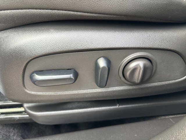 Certified 2023 Buick Encore GX Essence w/ Experience Buick Package image 14