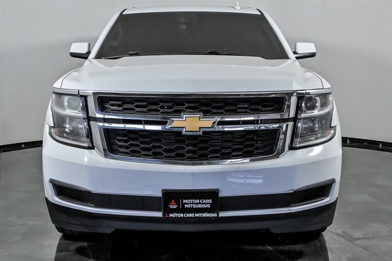 Used 2018 Chevrolet Suburban LT AWD/4WD image 4