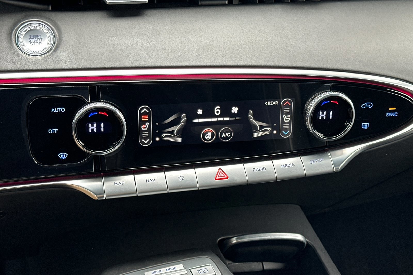 Used 2024 Genesis GV70 2.5T w/ Sport Prestige Package image 21