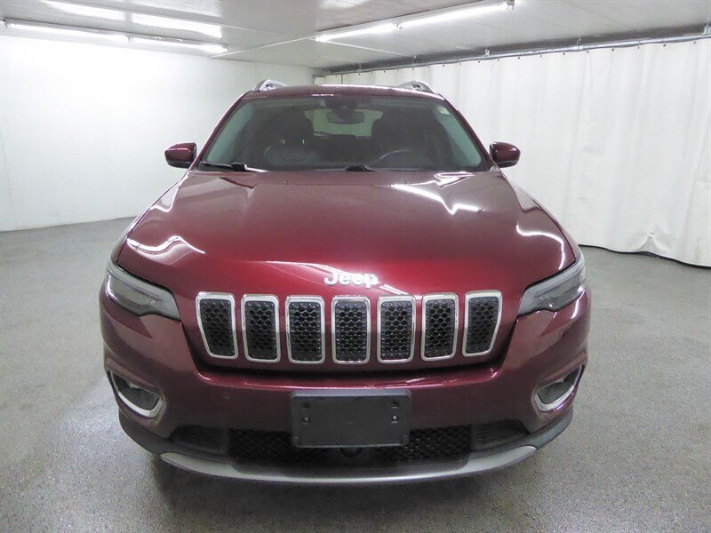 Used 2019 Jeep Cherokee Limited w/ Luxury Group AWD/4WD image 2