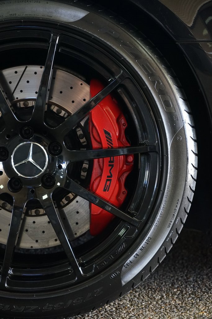 Used 2011 Mercedes-Benz SLS AMG Coupe image 28