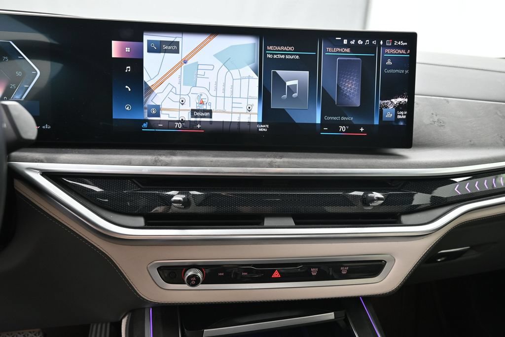 Used 2023 BMW X7 xDrive40i AWD/4WD image 26