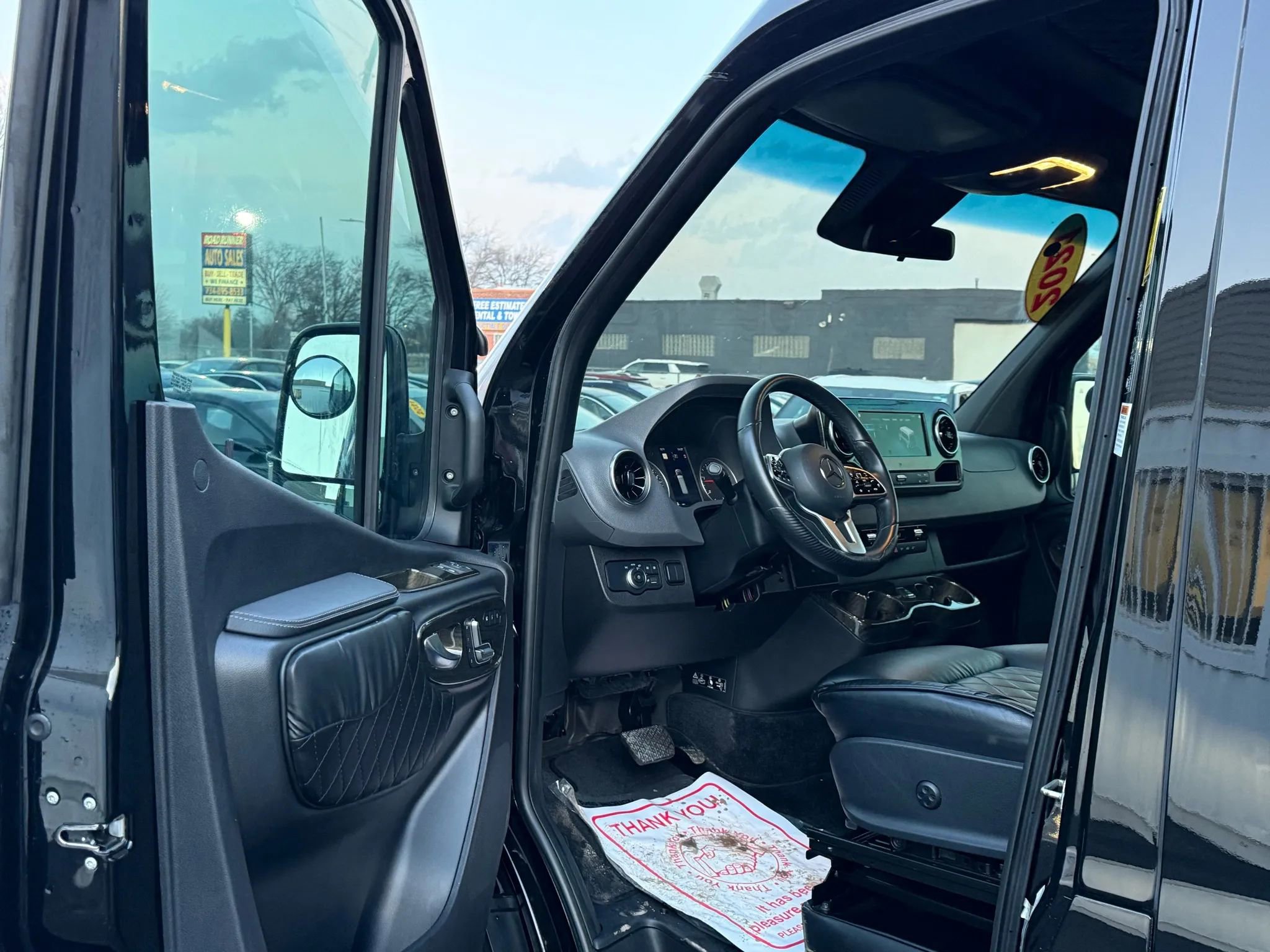 Used 2021 Mercedes-Benz Sprinter 3500 w/ Comfort Plus Package image 23