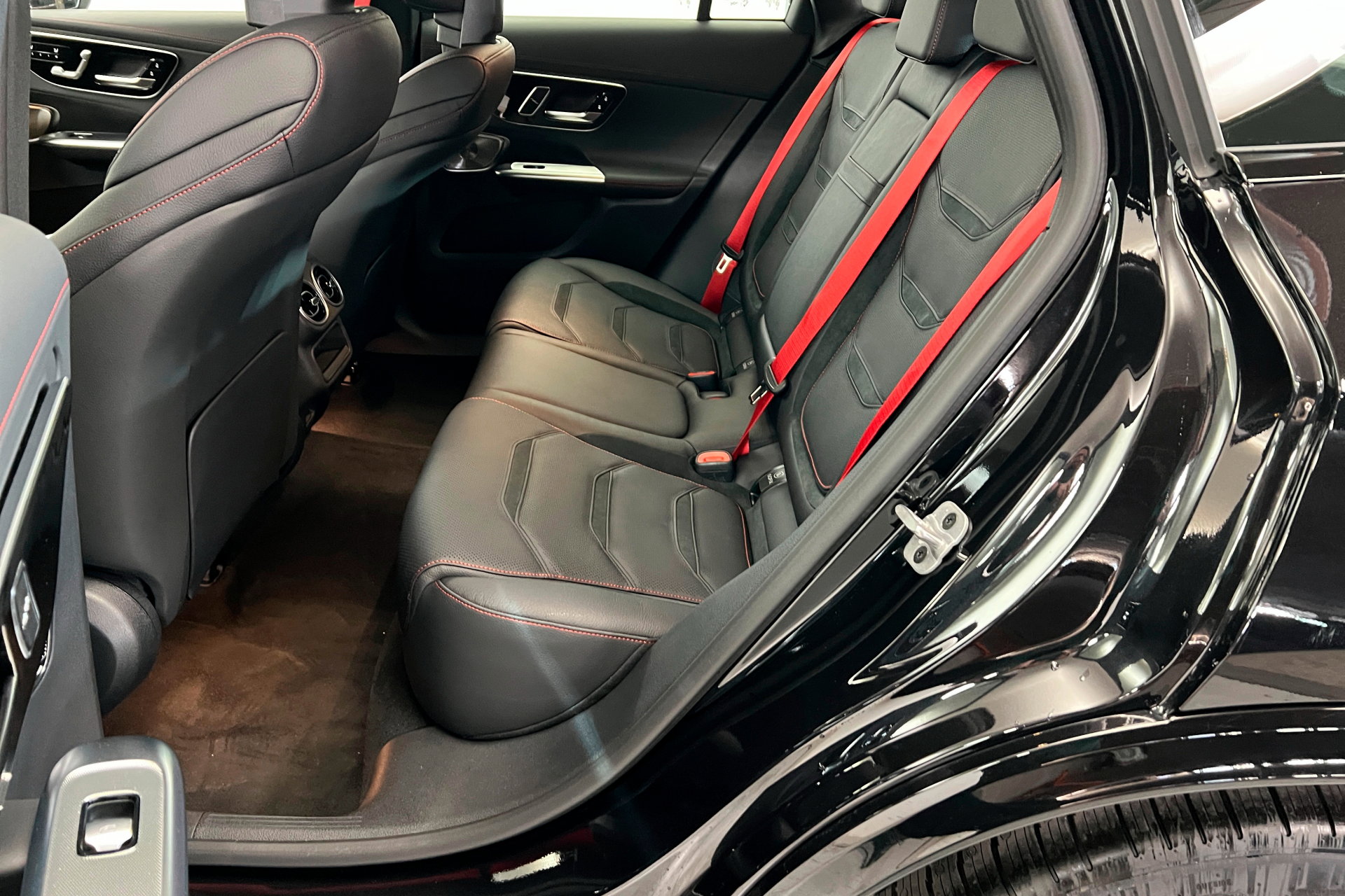 New 2026 Mercedes-Benz GLC 43 AMG 4MATIC image 21