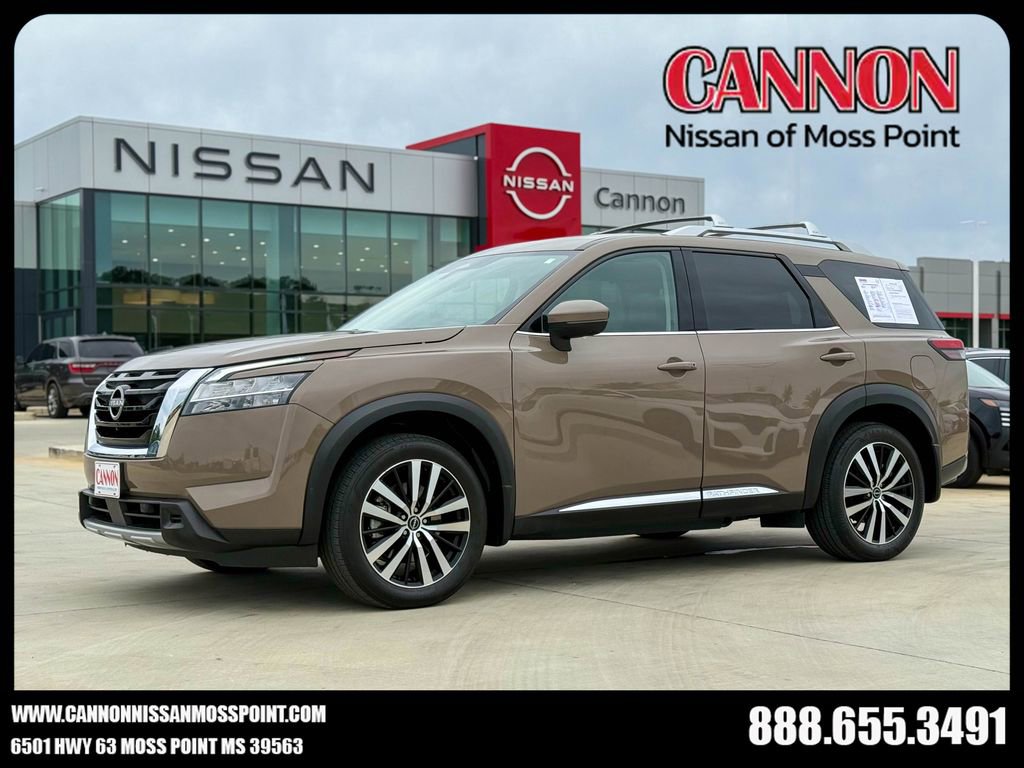 Used 2024 Nissan Pathfinder Platinum w/ Cargo Package image 1