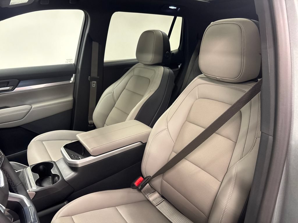 New 2026 GMC Terrain Elevation w/ Elevation Premium Package AWD/4WD image 24