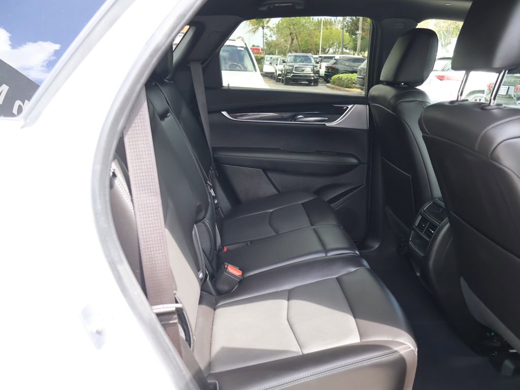 Used 2024 Cadillac XT5 Premium Luxury FWD image 42