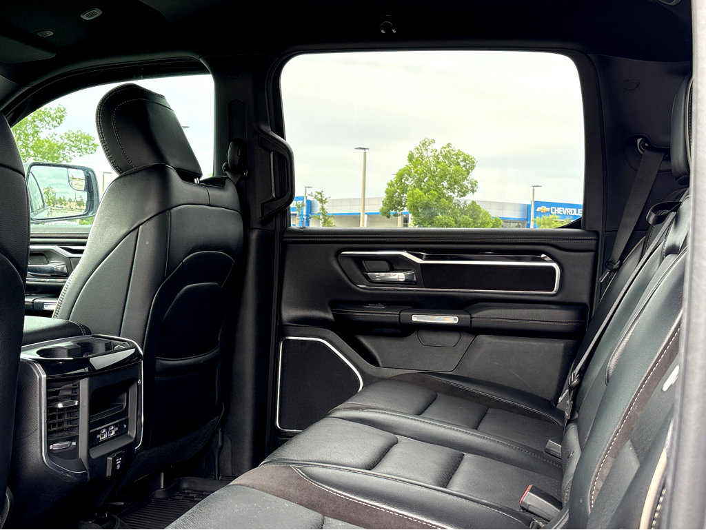 Used 2021 RAM 1500 Laramie RWD image 18