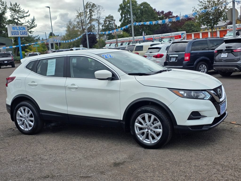 Used 2022 Nissan Rogue Sport S AWD/4WD image 2