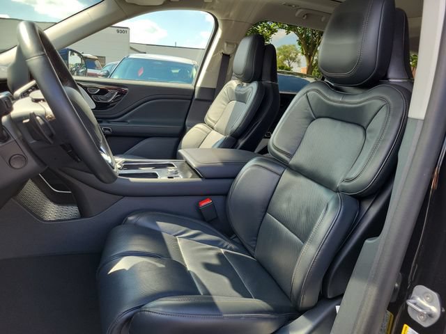 Used 2025 Lincoln Aviator Reserve w/ Equipment Group 201A AWD/4WD image 5