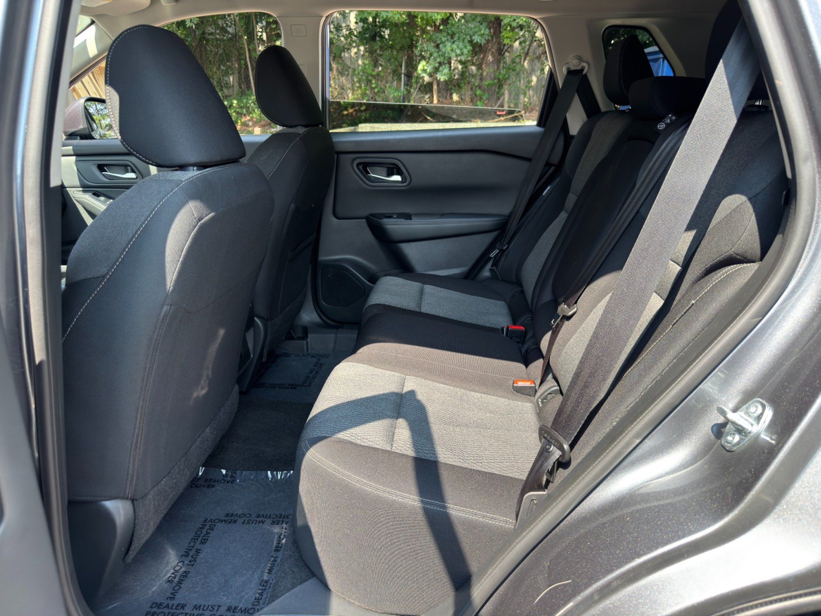 Used 2025 Nissan Rogue SV FWD image 34