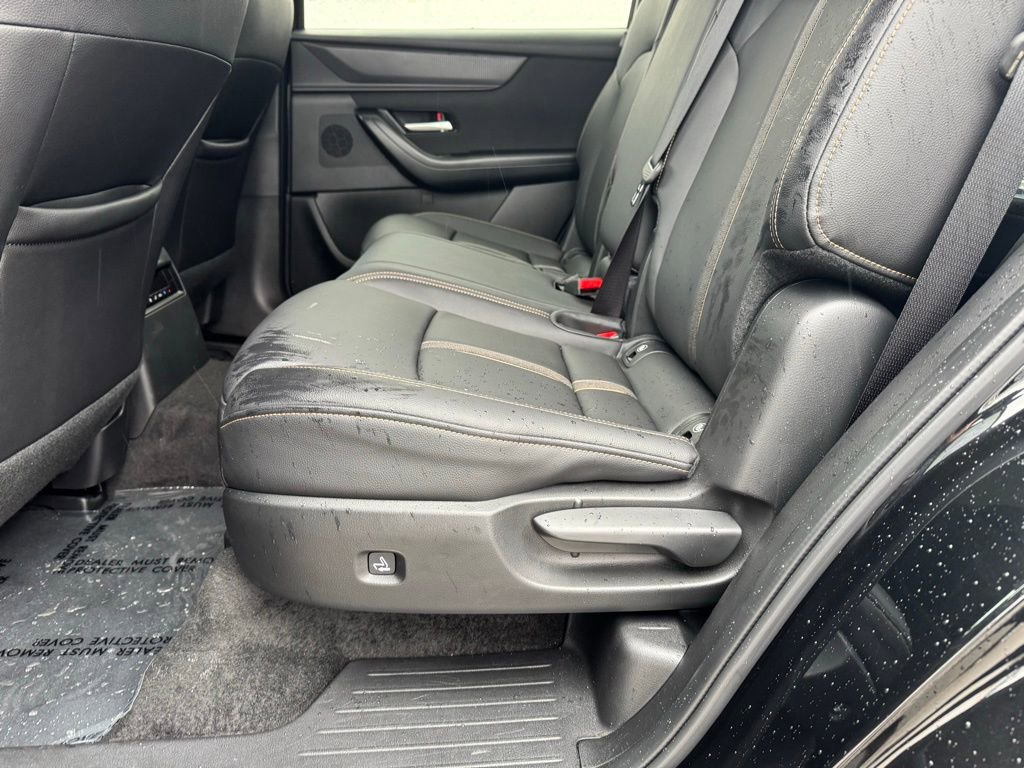 Certified 2025 MAZDA CX-90 3.3 Turbo w/ Select Package AWD/4WD image 8